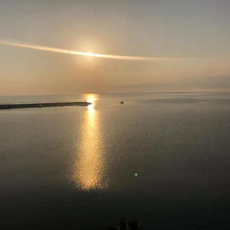 1ª Linea De Mar Con Vista Fantastica 람폴라